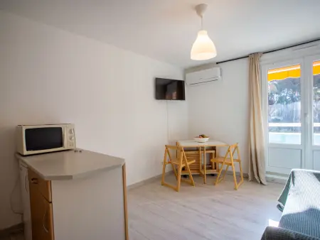 Appartement 2 pièces avec terrasse sud-ouest à Bormes-les-Mimosas : photo 8