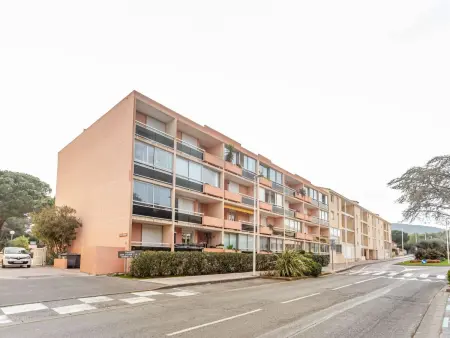 Appartement 2 pièces avec terrasse sud-ouest à Bormes-les-Mimosas : photo 10