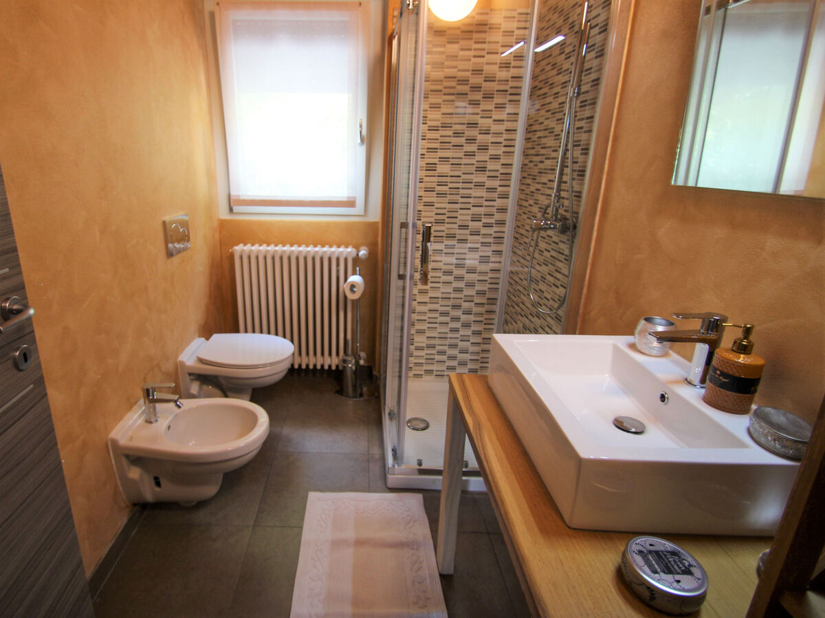 Lucina – Appartement rénové avec vue lac, Oggebbio - Photo 17