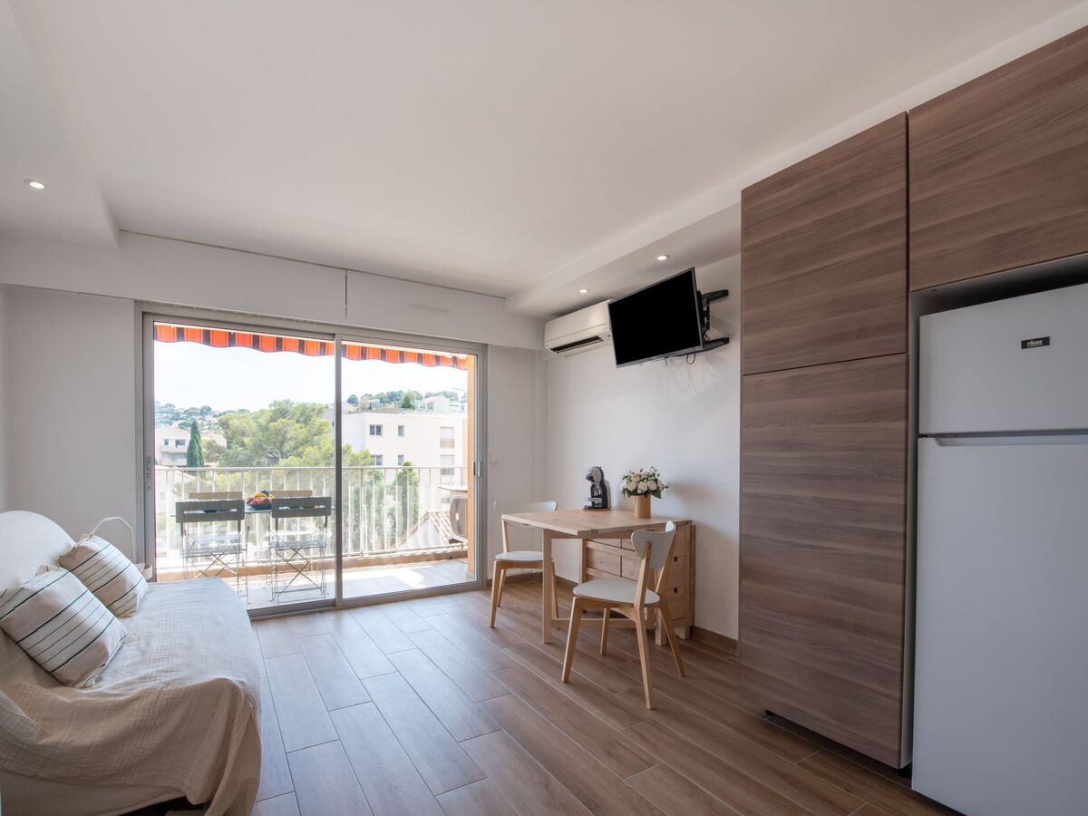 Studio rénové 22 m² à 200 m de la plage, Cavalaire - Photo 8