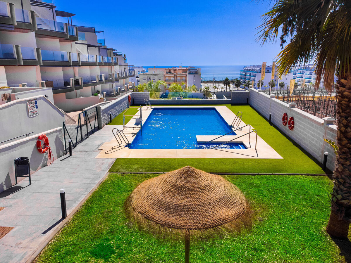 Appartement Marinsa Beach II – vue mer et terrasse sur le toit - Photo 2