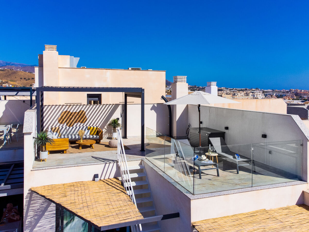 Appartement Marinsa Beach II – vue mer et terrasse sur le toit - Photo 32