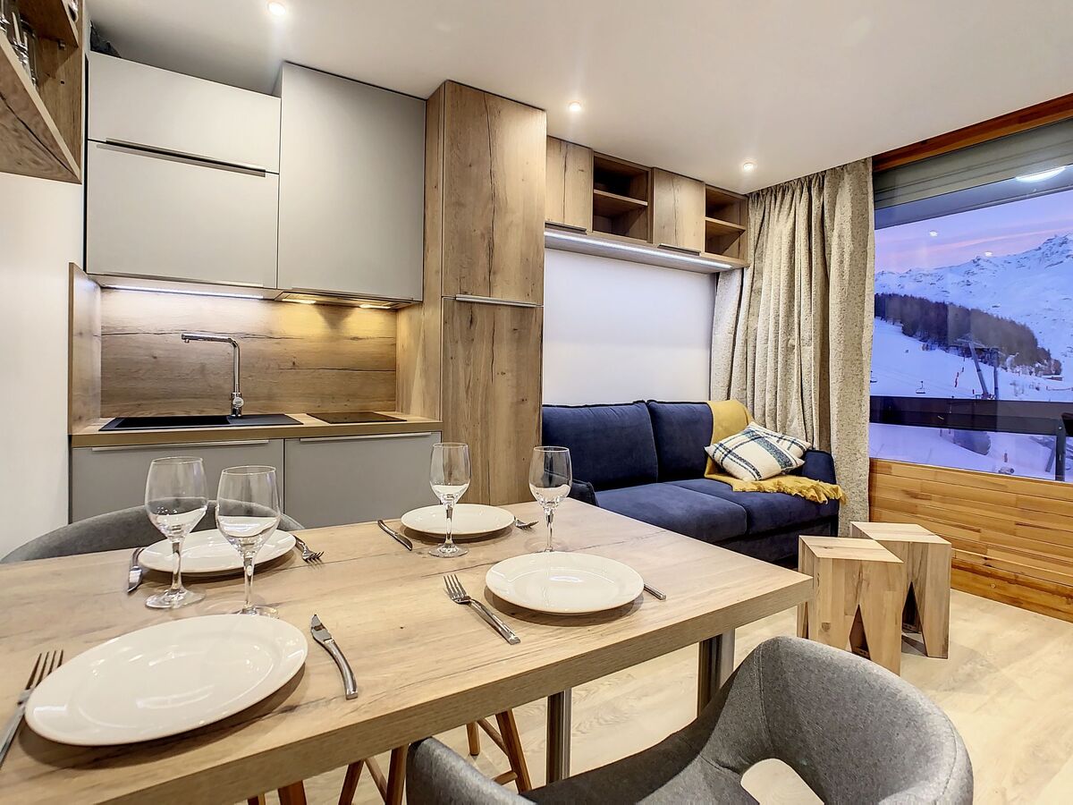 Chavière 716 – Studio rénové 7e étage, vue montagne - Photo 9