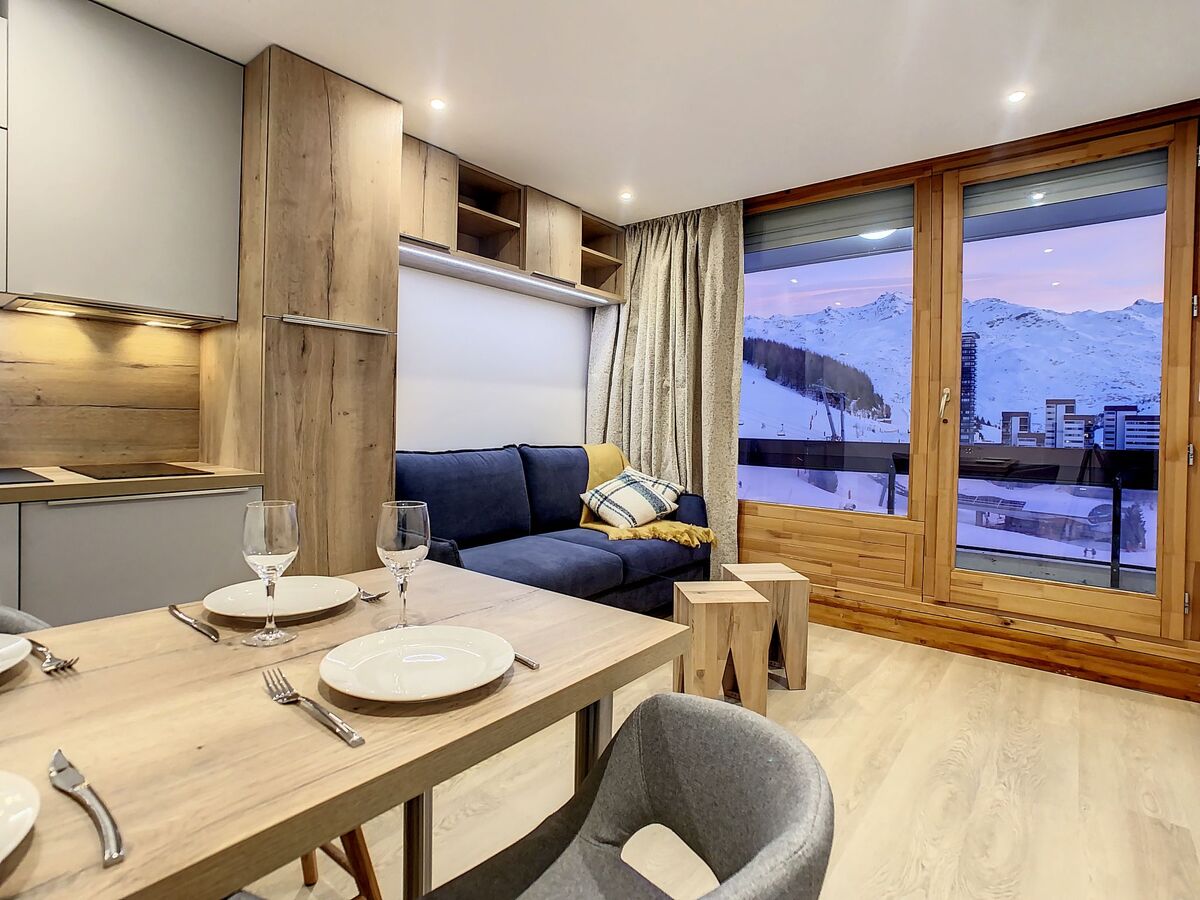 Chavière 716 – Studio rénové 7e étage, vue montagne - Photo 10