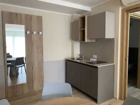 Appartement 2 pièces rénové 2022 à Garda : photo 7