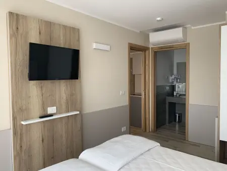 Appartement 2 pièces rénové 2022 à Garda : photo 10