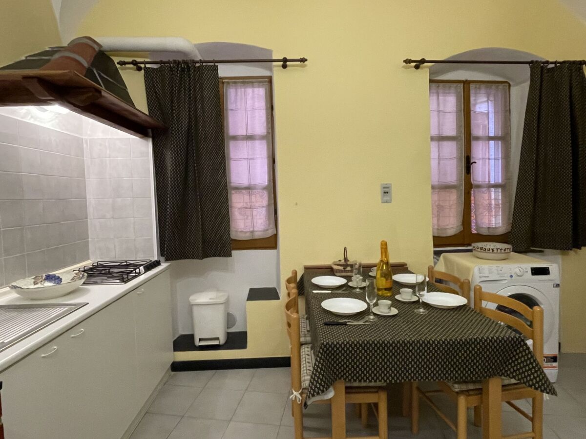 La Casetta, studio 30m² à Imperia, 600m de la mer - Photo 12