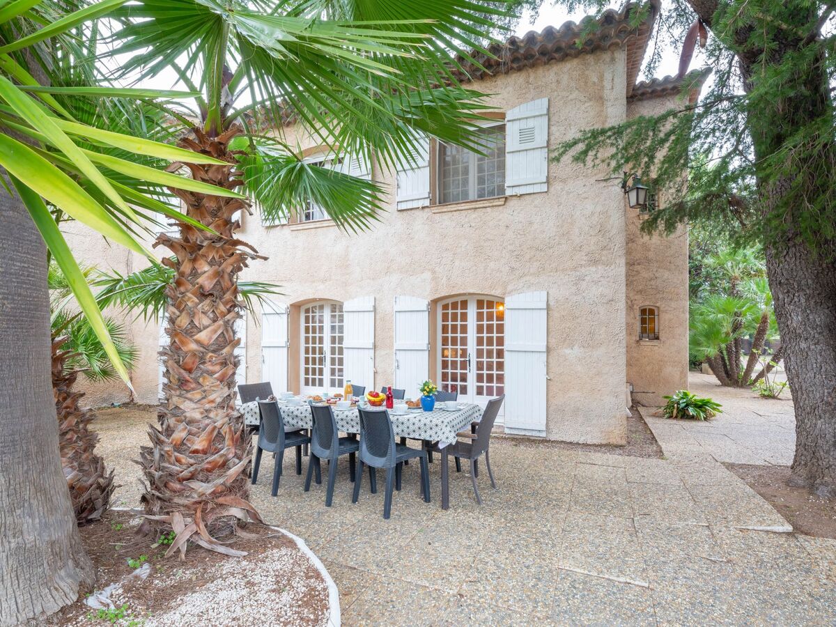 Le Bouisset - Apt 4 chambres avec piscine à Saint Aygulf - Photo 2