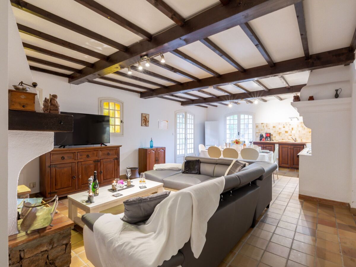 Le Bouisset - Apt 4 chambres avec piscine à Saint Aygulf - Photo 3