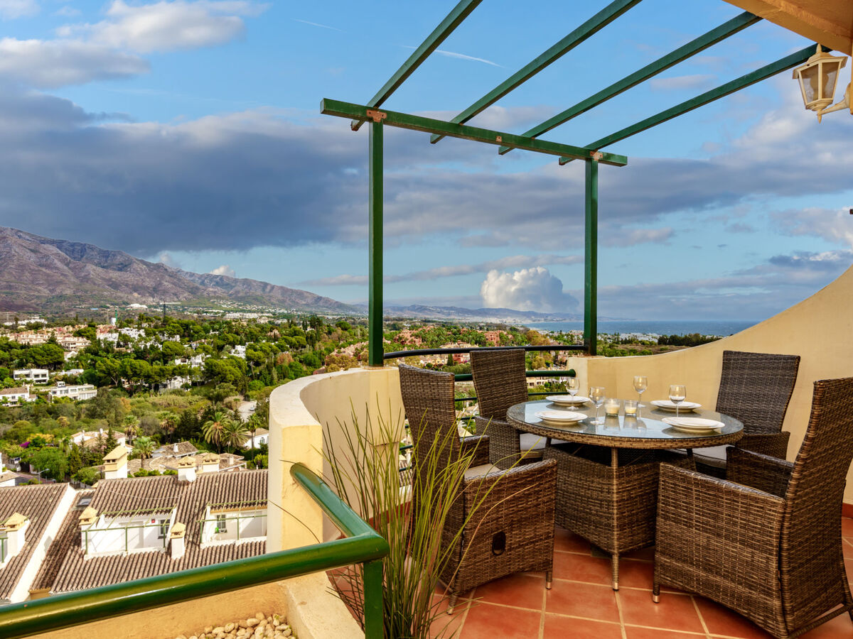 Senorio de Aloha, Marbella – Apt vue mer 80 m² - Photo 2