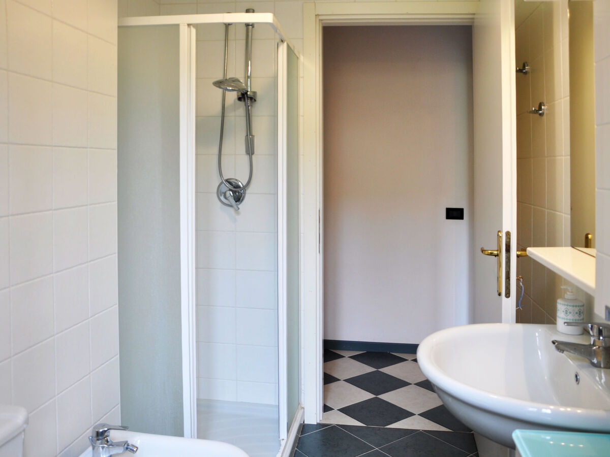 Appartement La Casara A, 350 m du centre de Lazise - Photo 13