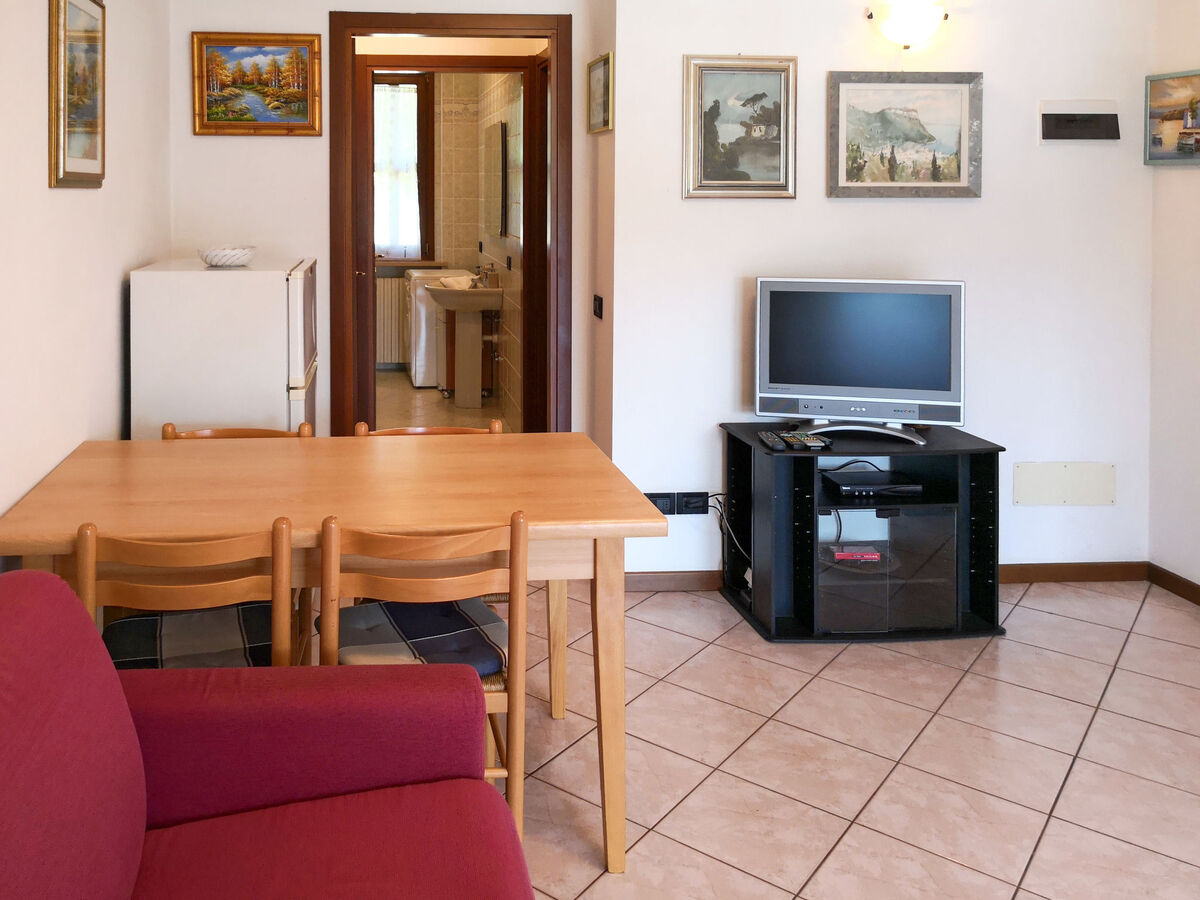 Apt 2 pièces La Casara A2 à Lazise, vue piscine - Photo 7