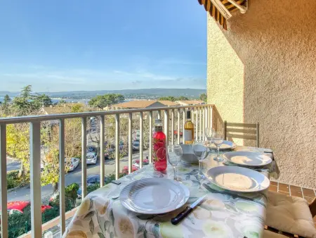 Studio vue mer avec terrasse à Saint-Cyr-sur-Mer La Madrague : photo 2