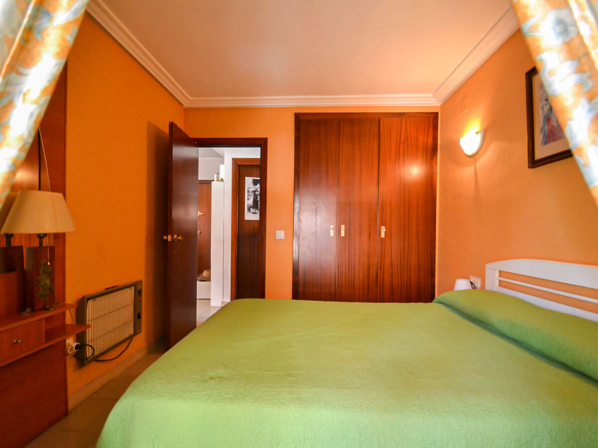 Appartement Albeniz La Pineda, 300 m de la mer - Photo 4