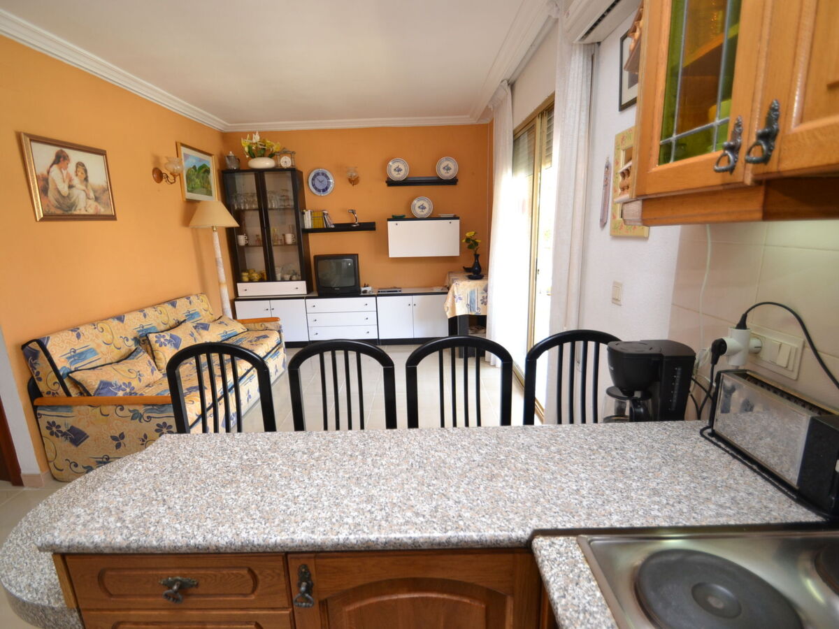 Appartement Albeniz La Pineda, 300 m de la mer - Photo 8