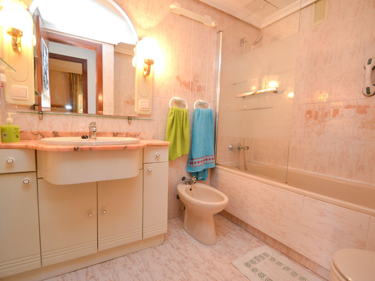 Appartement Albeniz La Pineda, 300 m de la mer - Photo 10