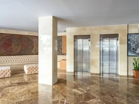 Palm Beach – Studio 30m² face à la mer, Marbella : photo 17