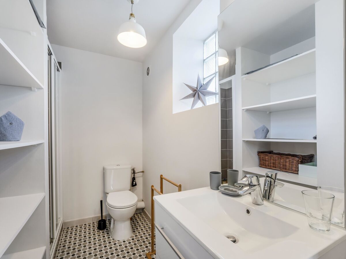 Les Embruns – Apt 2 pièces rénové 300 m de la mer - Photo 4