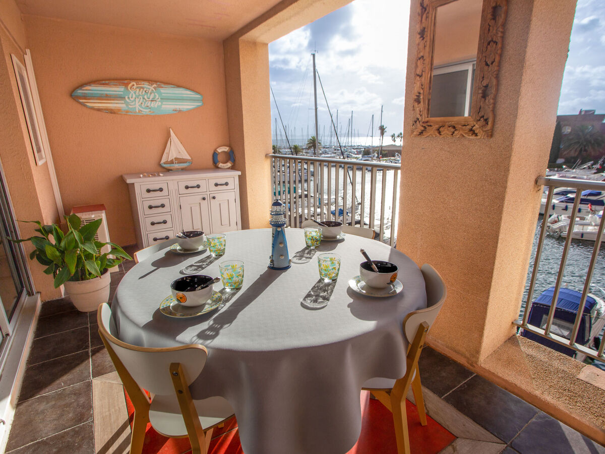Apt 2 pièces Port de La Gavine, vue mer à Hyères - Photo 1