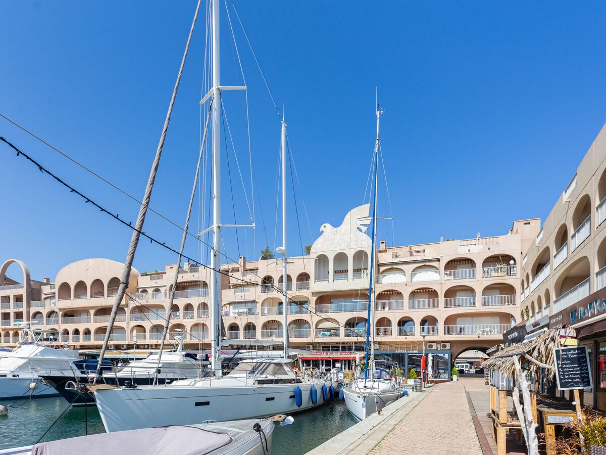 Apt 2 pièces Port de La Gavine, vue mer à Hyères - Photo 18