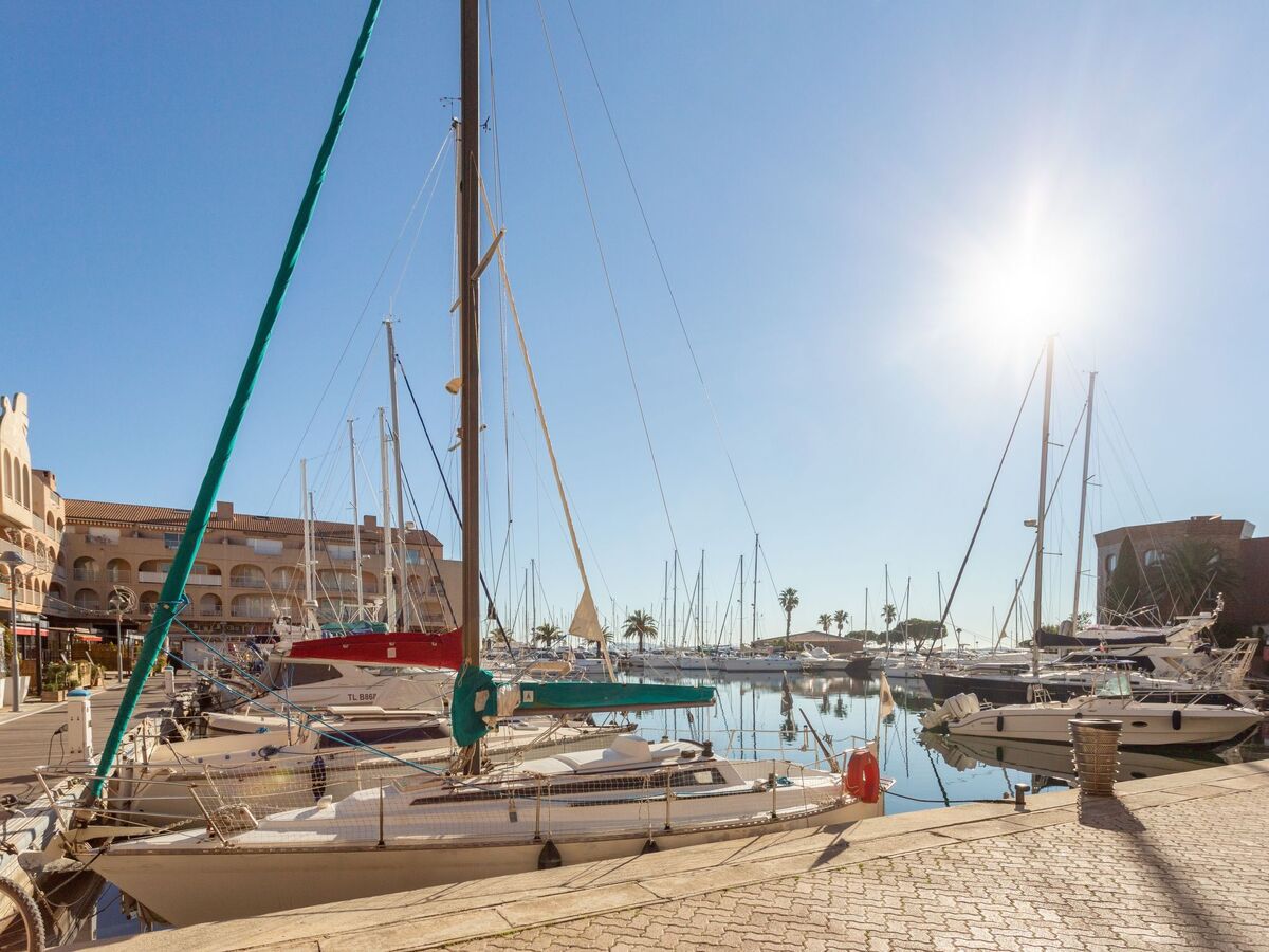 Apt 2 pièces Port de La Gavine, vue mer à Hyères - Photo 19