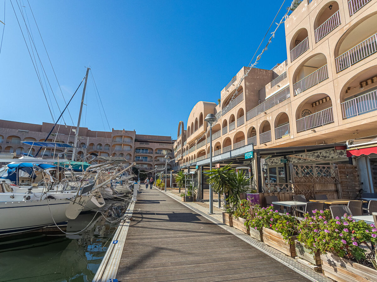 Apt 2 pièces Port de La Gavine, vue mer à Hyères - Photo 22