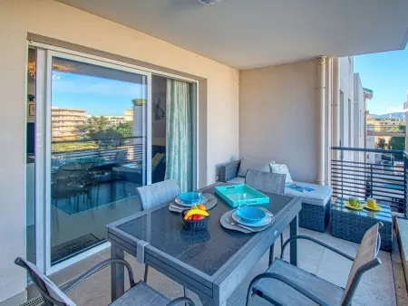 Le 4 Mats - Appartement 2 pièces avec terrasse à Fréjus : photo 23