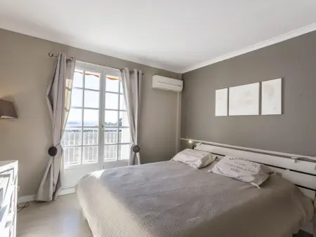 Apt 4 pièces à Hyères, vue mer et îles d'Or : photo 5