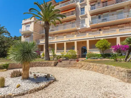 Apt 4 pièces à Hyères, vue mer et îles d'Or : photo 7