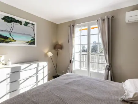 Apt 4 pièces à Hyères, vue mer et îles d'Or : photo 25