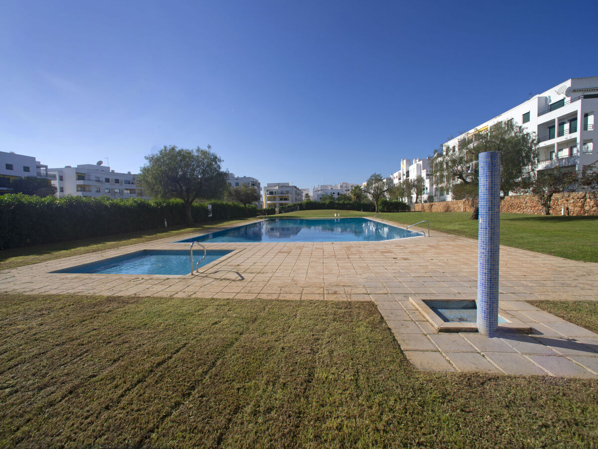 Garden Place – Apt 2 pièces familial à 650 m de la mer - Photo 17