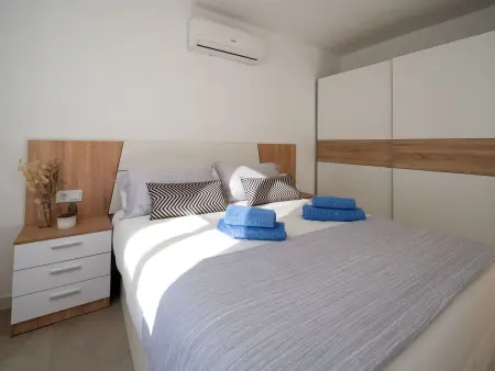 Sakura, appartement moderne 110 m de la mer : photo 16