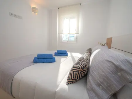 Sakura, appartement moderne 110 m de la mer : photo 18