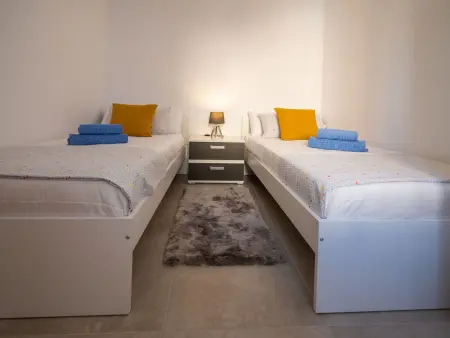Sakura, appartement moderne 110 m de la mer : photo 22