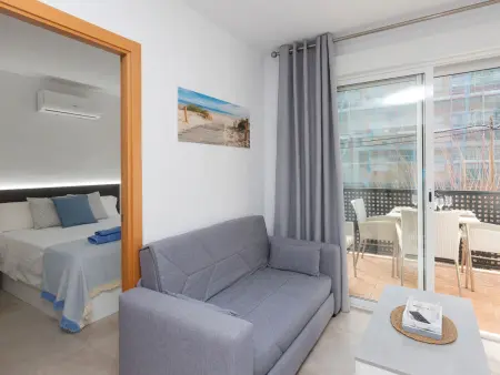 Karma - Appartement moderne 62 m² avec vue port : photo 7