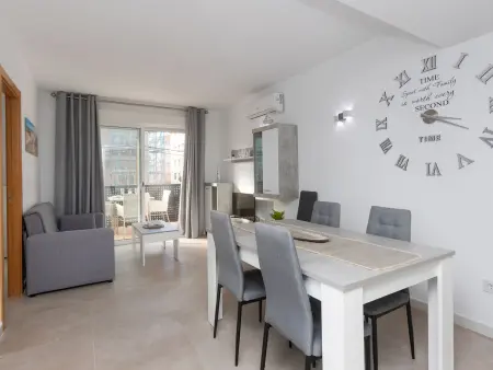 Karma - Appartement moderne 62 m² avec vue port : photo 8