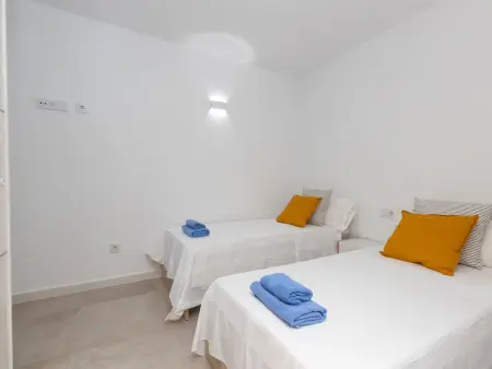 Karma - Appartement moderne 62 m² avec vue port : photo 19