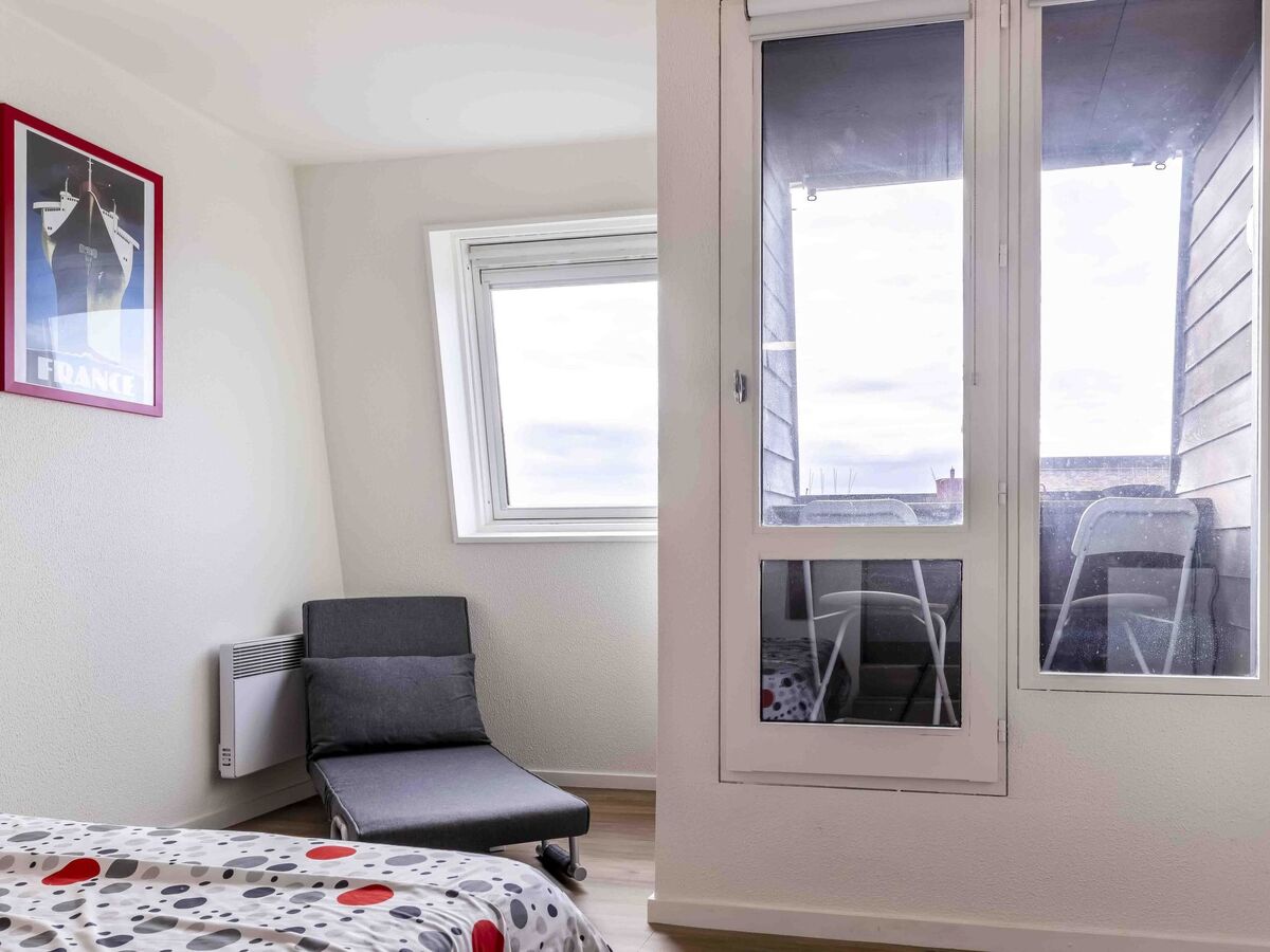 Les Marinas : studio vue port à Deauville, balcon ouest - Photo 11