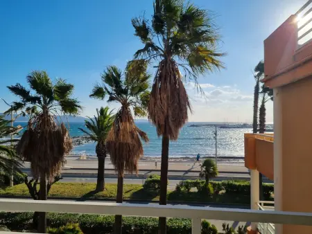 Appartement Villa Medicis - Terrasse vue mer à Cavalaire : photo 8