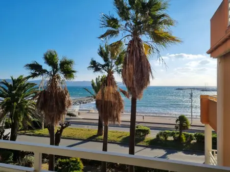 Appartement Villa Medicis - Terrasse vue mer à Cavalaire : photo 17