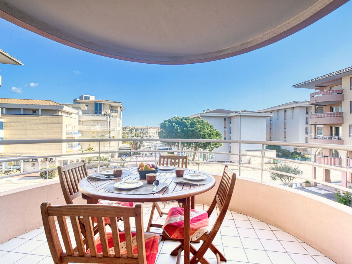 Le Consul - Appartement 5 pers. vue port à Fréjus - Photo 19