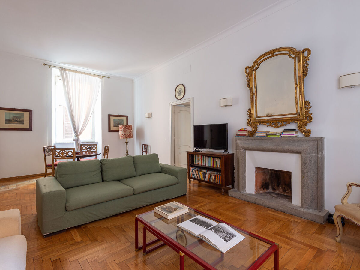 Appartement Virgilio, 100 m² dans le quartier Campo dei Fiori - Photo 1