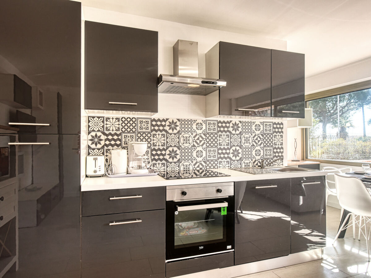 Appartement Le Méditerranée, 40 m de la mer à Fréjus - Photo 12
