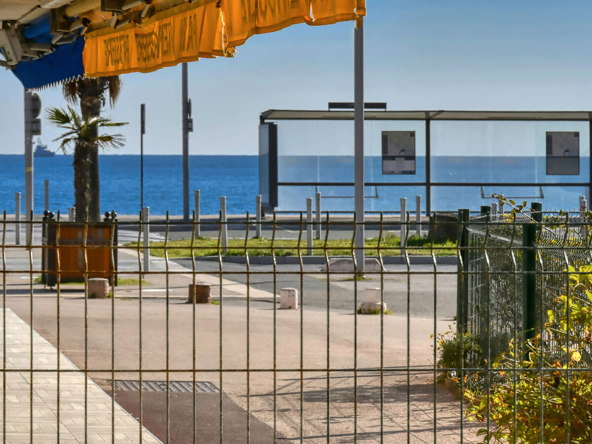 Appartement Le Méditerranée, 40 m de la mer à Fréjus - Photo 24