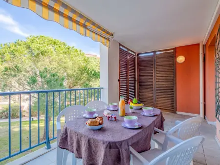 Apt 2 pièces Le Grand Parc, vue piscine à Saint Aygulf : photo 15