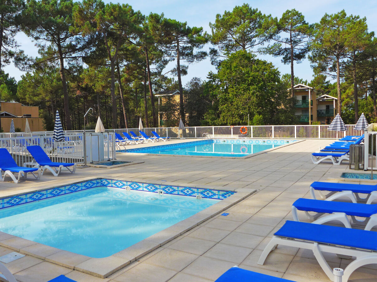 Appartement Les Grands Pins – balcon 10 m², piscine, Maubuisson - Photo 1