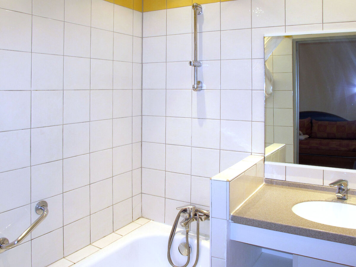 Studio 30 m² Les Chênes Verts à 100 m de la mer - Photo 8