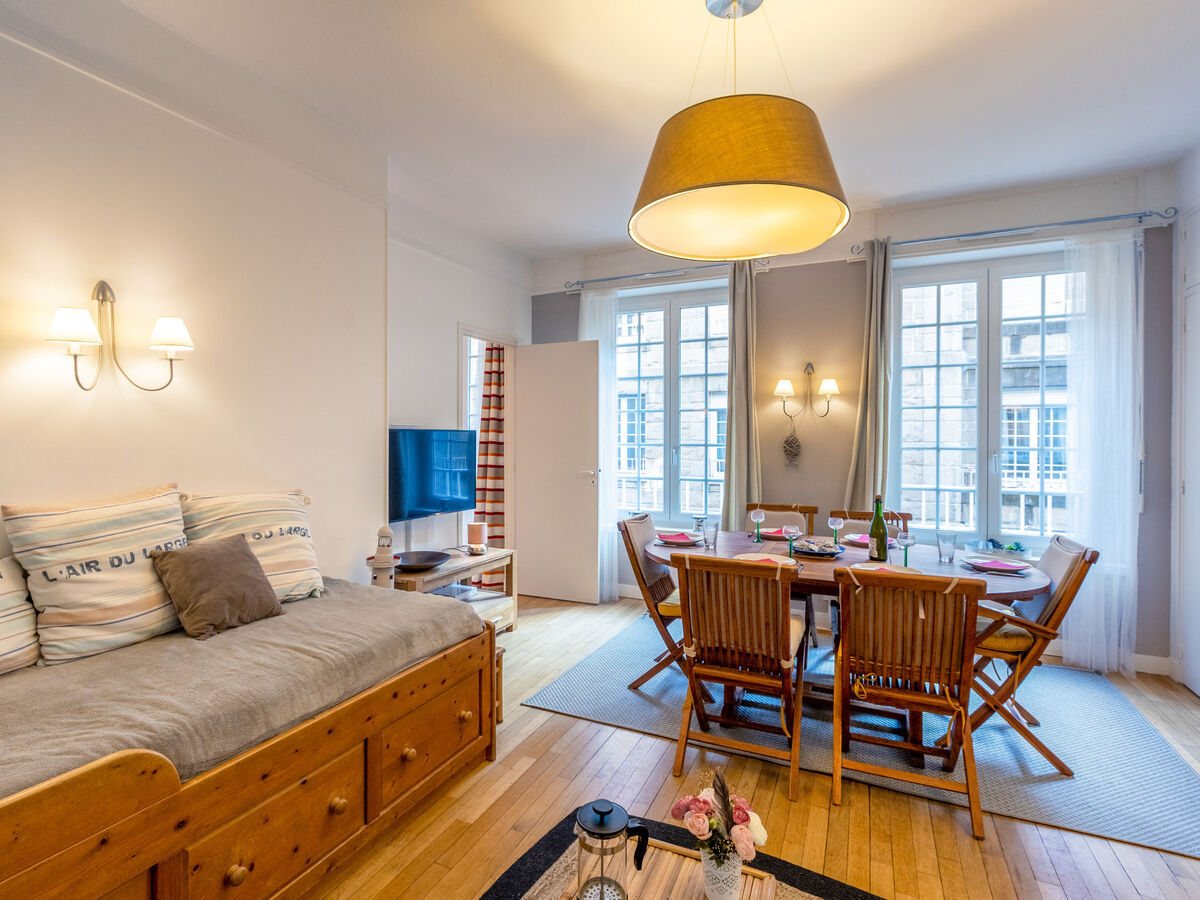 Lancette, appartement 4 pièces intra-muros à 350 m de la mer - Photo 1