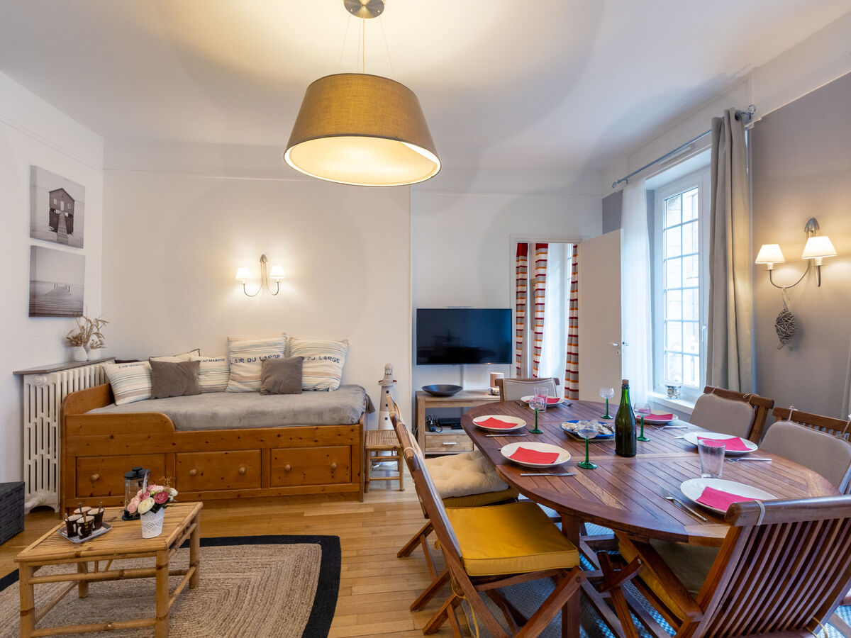 Lancette, appartement 4 pièces intra-muros à 350 m de la mer - Photo 2