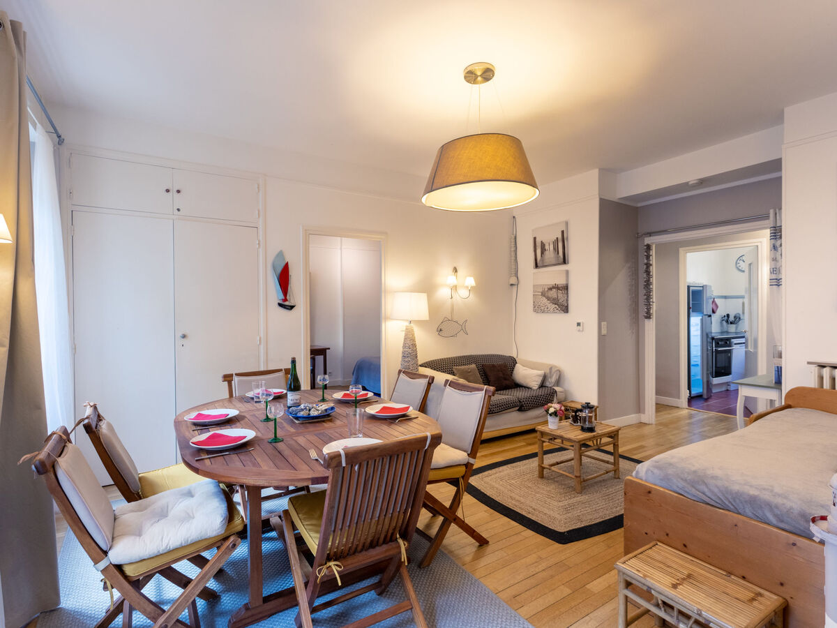 Lancette, appartement 4 pièces intra-muros à 350 m de la mer - Photo 9